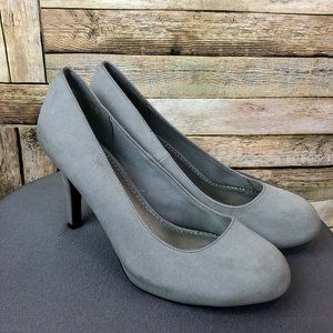 Fioni Gray Heels Women Size 10 Classic Pumps